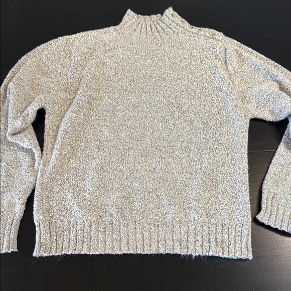 Cozy Columbia Sweater - Picture 1 of 7